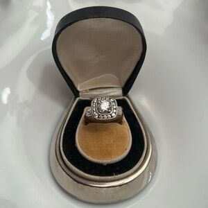 10K White Gold Ring with 21 Dazzling Cubic Zirconias
